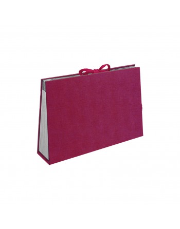 DOHE CARPETA CLASIFICADORS ACORDEON 1/4 CARTON FORRADO CIERRE DE CORDON BURDEOS 10263